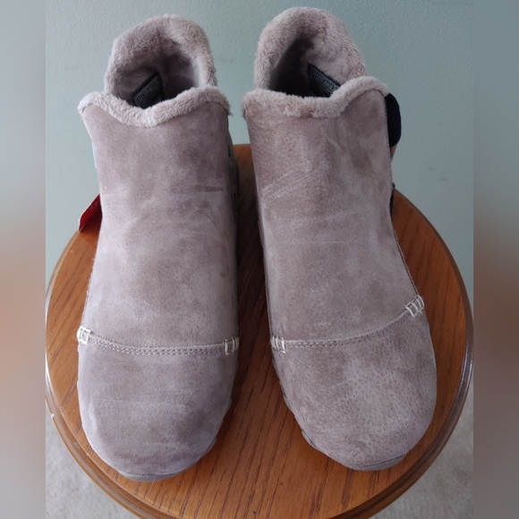 Skechers womens bootie never qorn no box - Picture 2 of 3